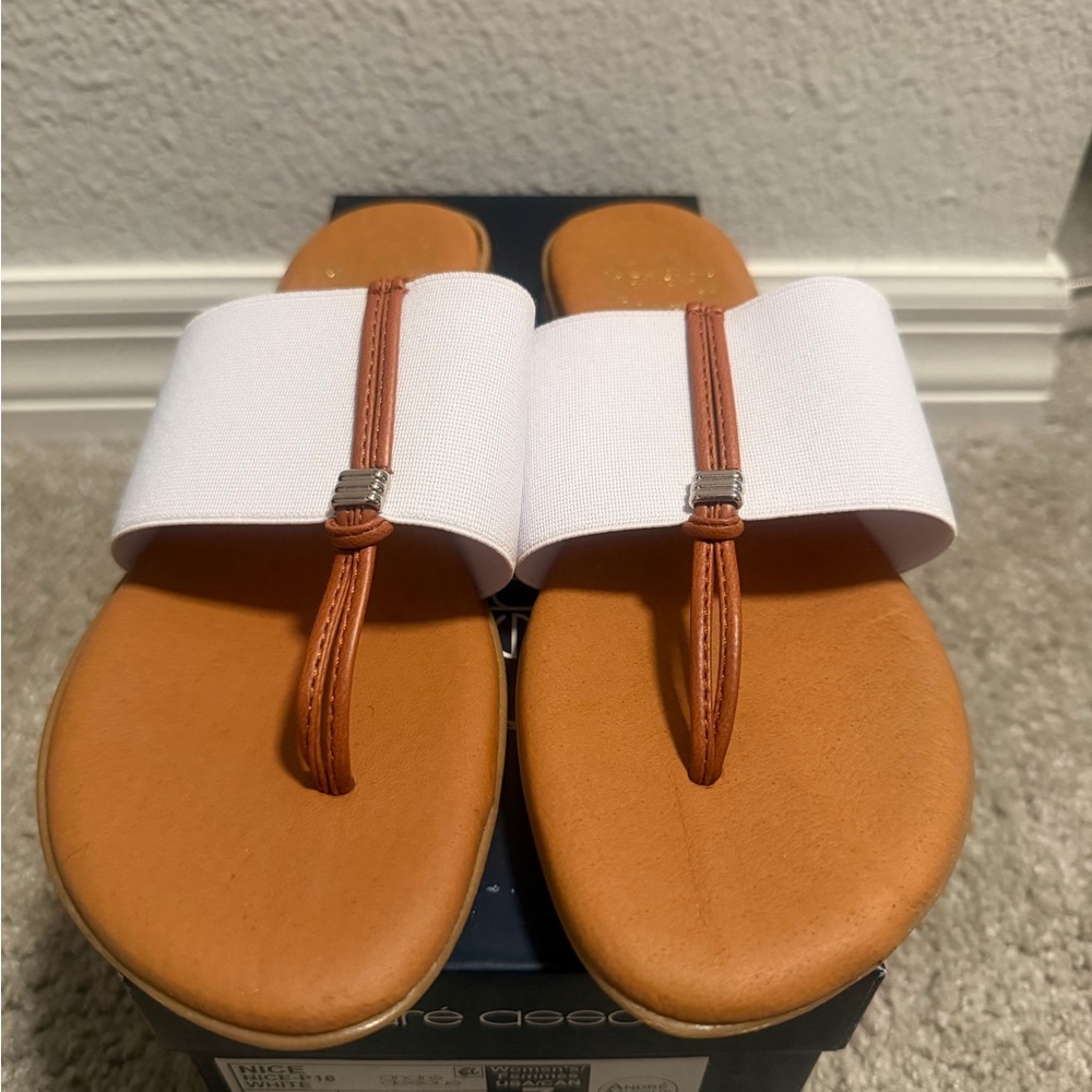 Brand new Andre Assous Nice sandals sz 7